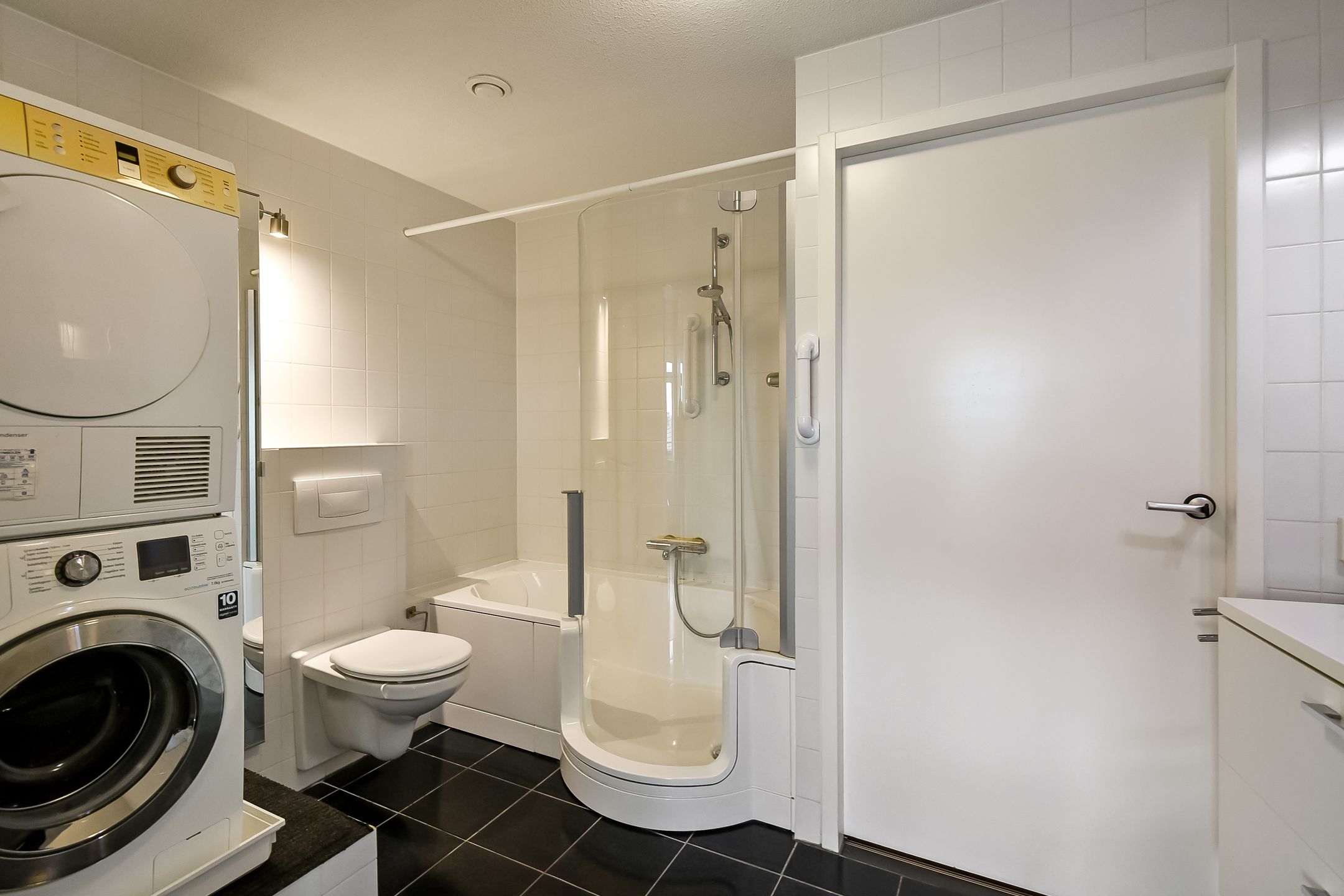 Photo 27 of Dorpsstraat 40-C