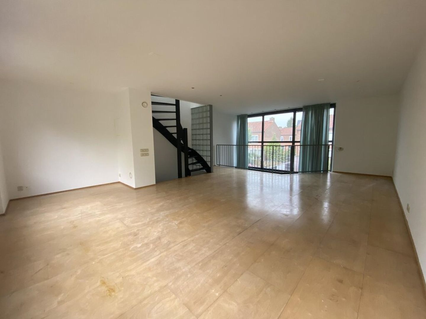 Foto 14 van Valkenierstraat 24