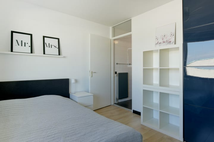 Foto 16 van Amstelplein 97