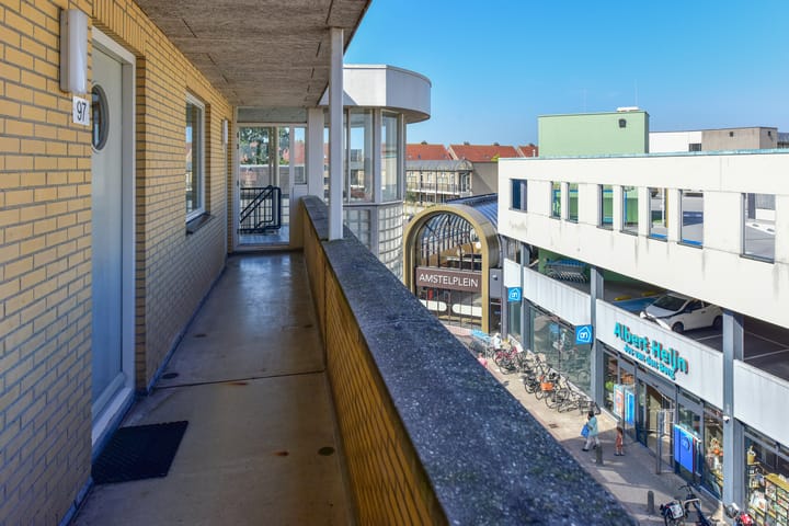 Foto 19 van Amstelplein 97