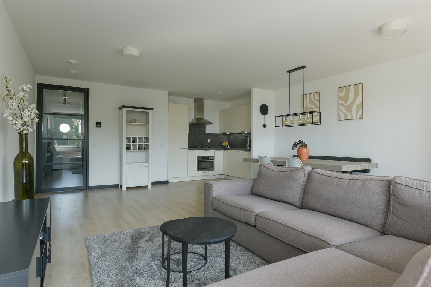 Foto 5 van Amstelplein 97