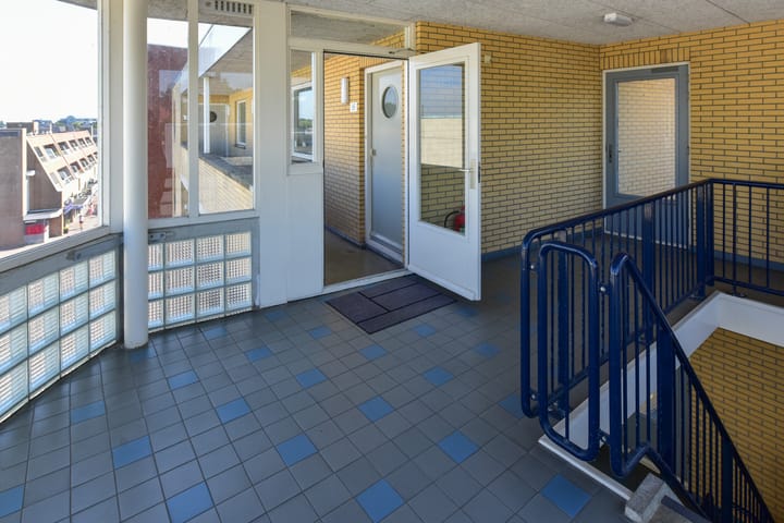 Foto 22 van Amstelplein 97