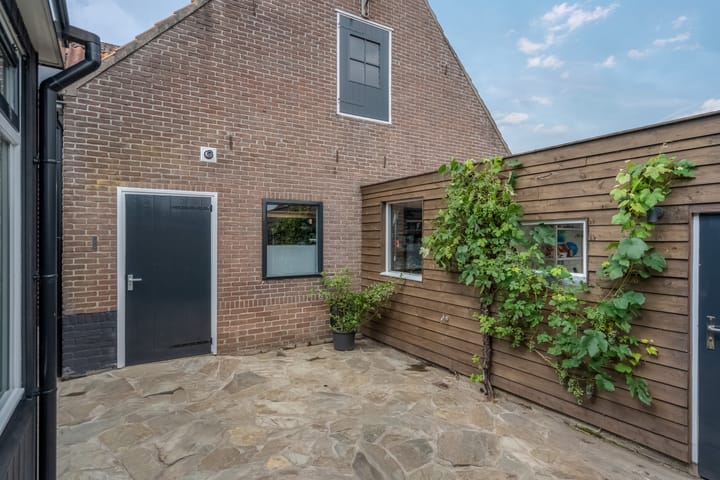 Foto 38 van Molenstraat 41