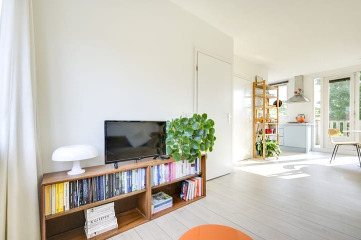 Foto 20 van Werner Helmichstraat 63-A