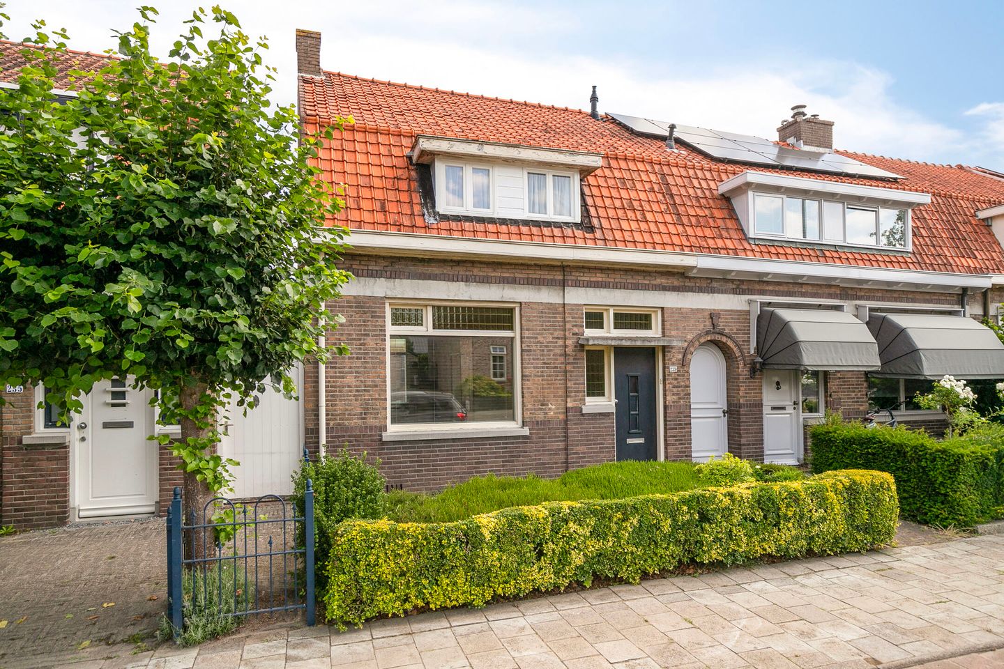 Huis te koop: Antwerpsestraatweg 239 4624 JG Bergen op Zoom [Funda]