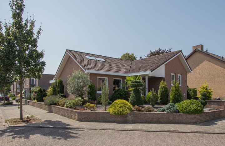 Photo 3 of Prinses Christinastraat 18