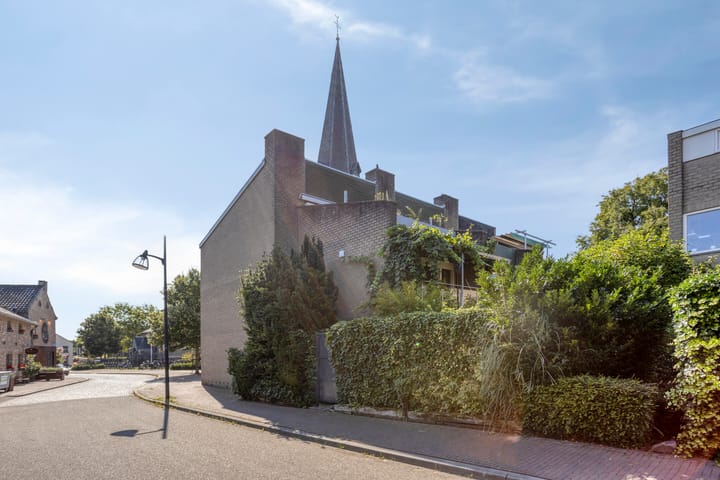 Foto 6 van von Geusauplein 17