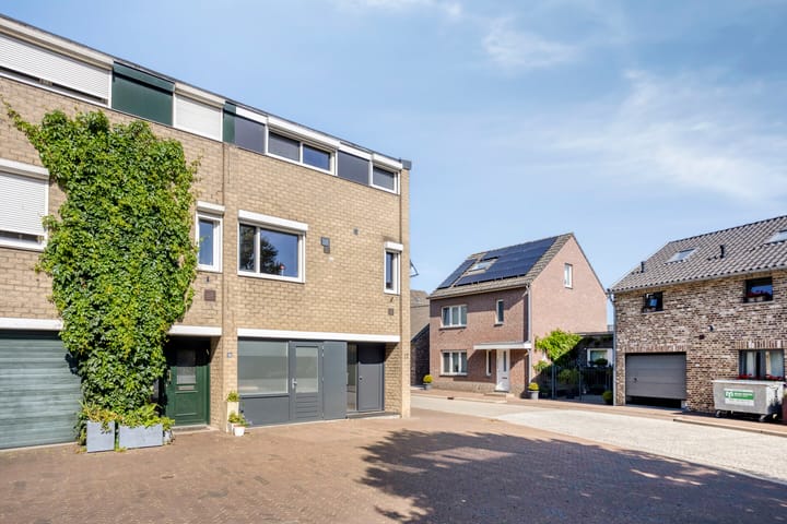 Foto 8 van von Geusauplein 17