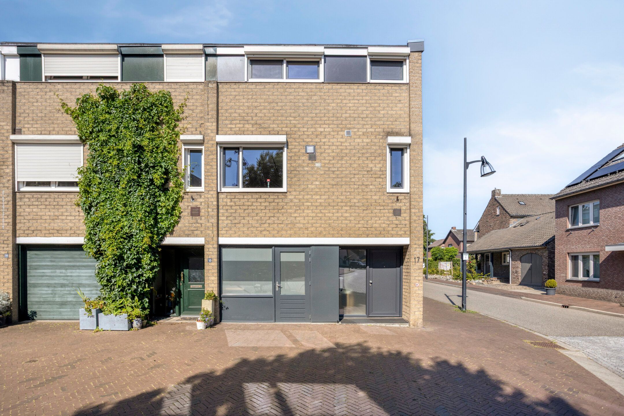 Photo 9 of von Geusauplein 17