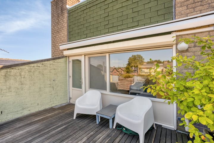 Foto 39 van von Geusauplein 17