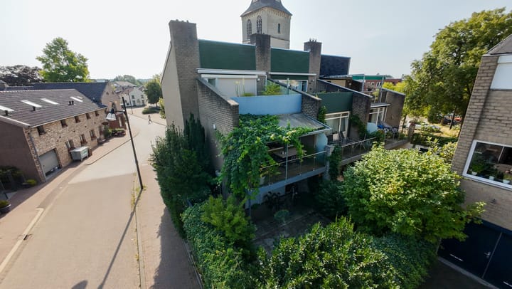 Foto 44 van von Geusauplein 17