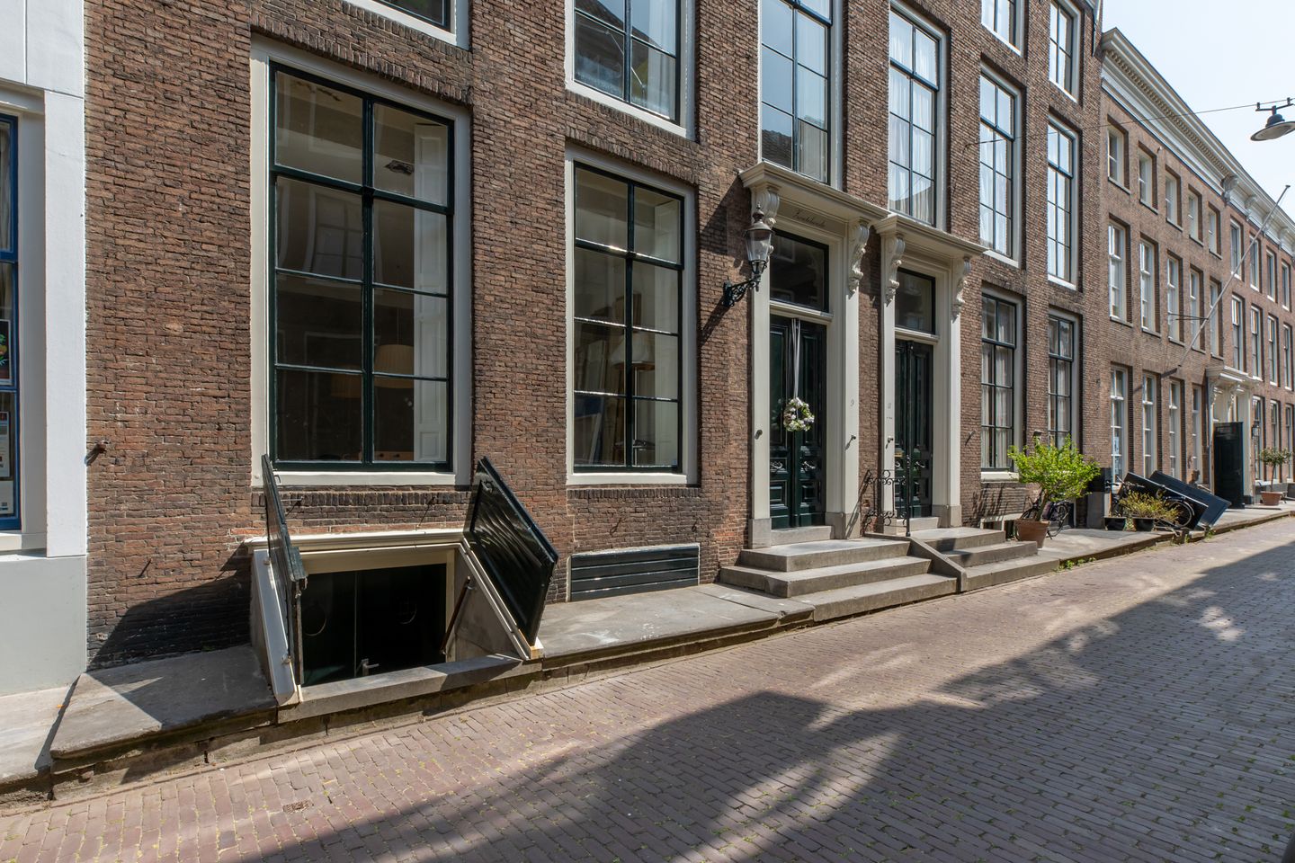 Photo 1 of Singelstraat 9