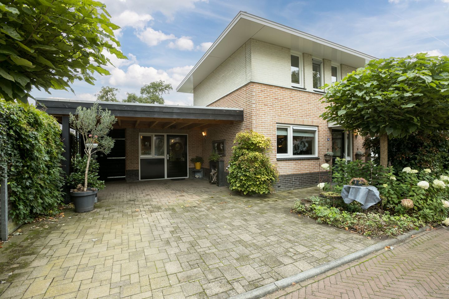 Foto 5 van Leeuweriklaan 9-A