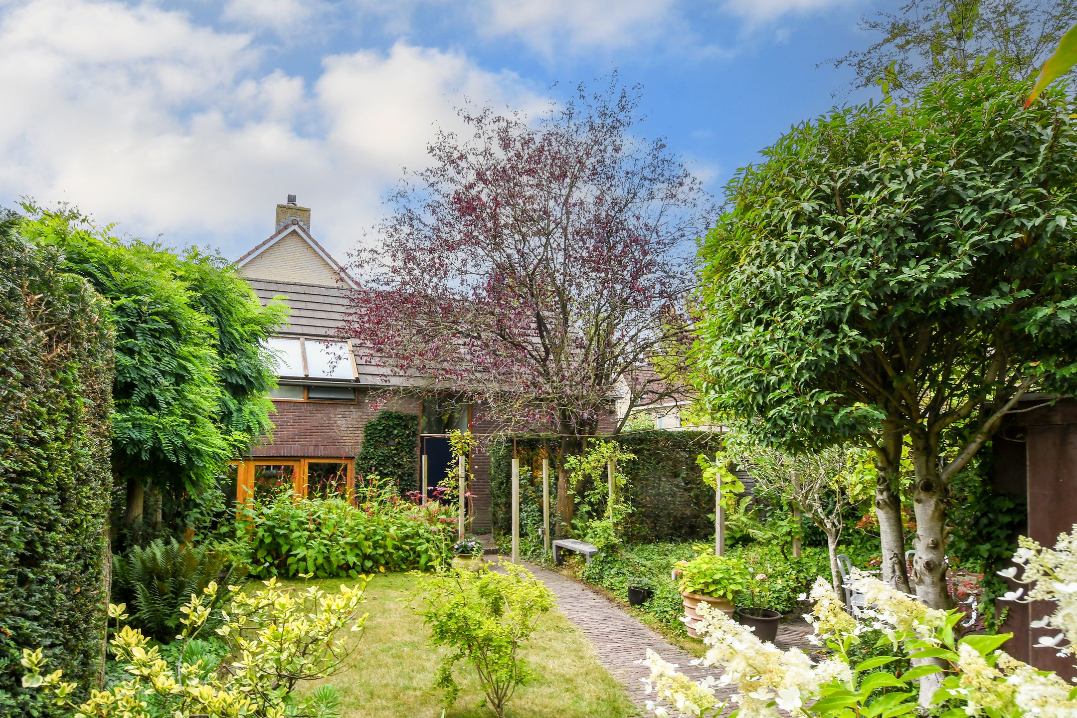 Foto 33 van Floralaan West 193