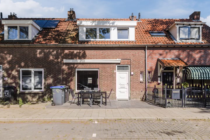 Photo 2 of Cornelis Dopperstraat 17