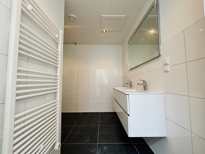 Foto 13 van Van Diemenstraat 150-A