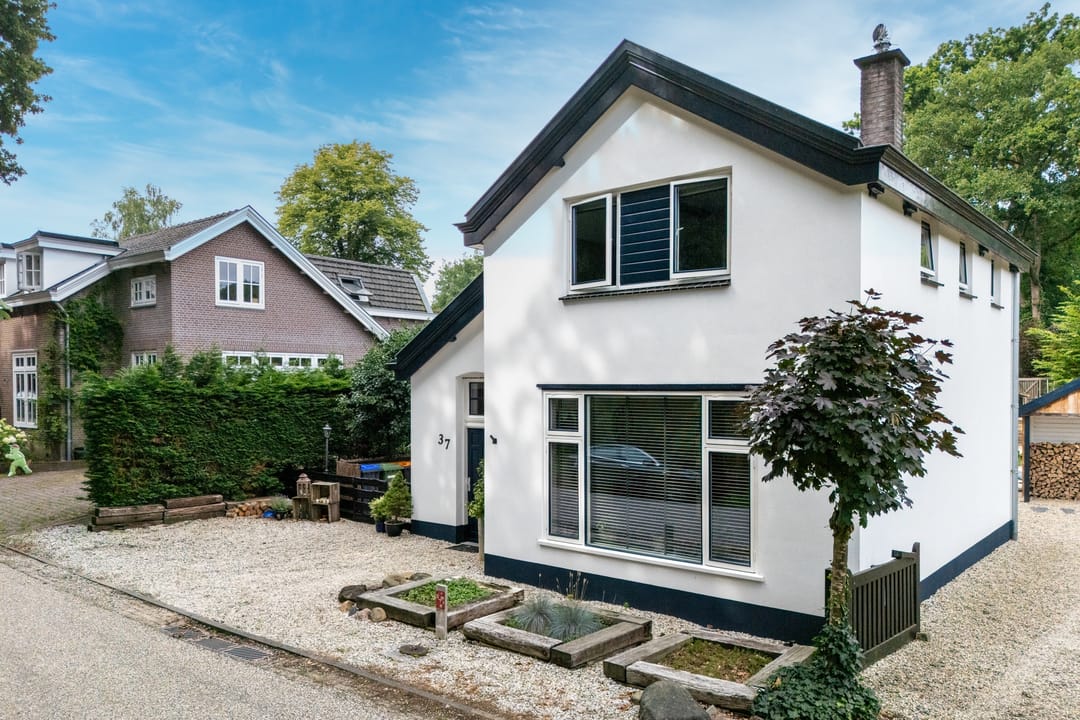 Photo 37 of Bergweg 37