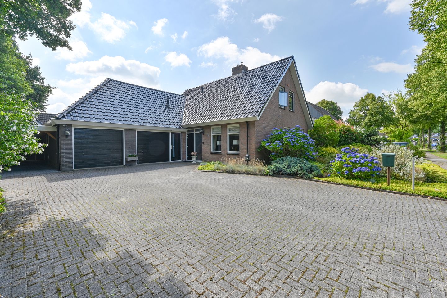 Foto 5 van Langhieten 1