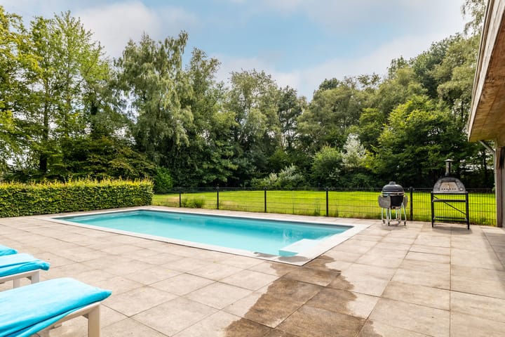 Foto 31 van Legstraat 20