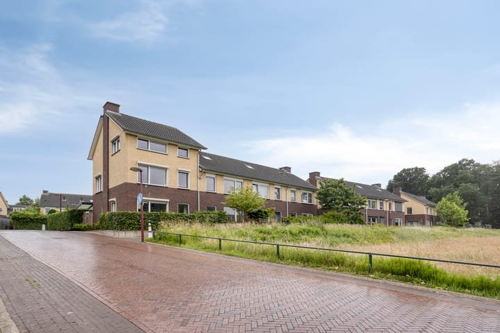 Photo 5 of Amerstraat 2