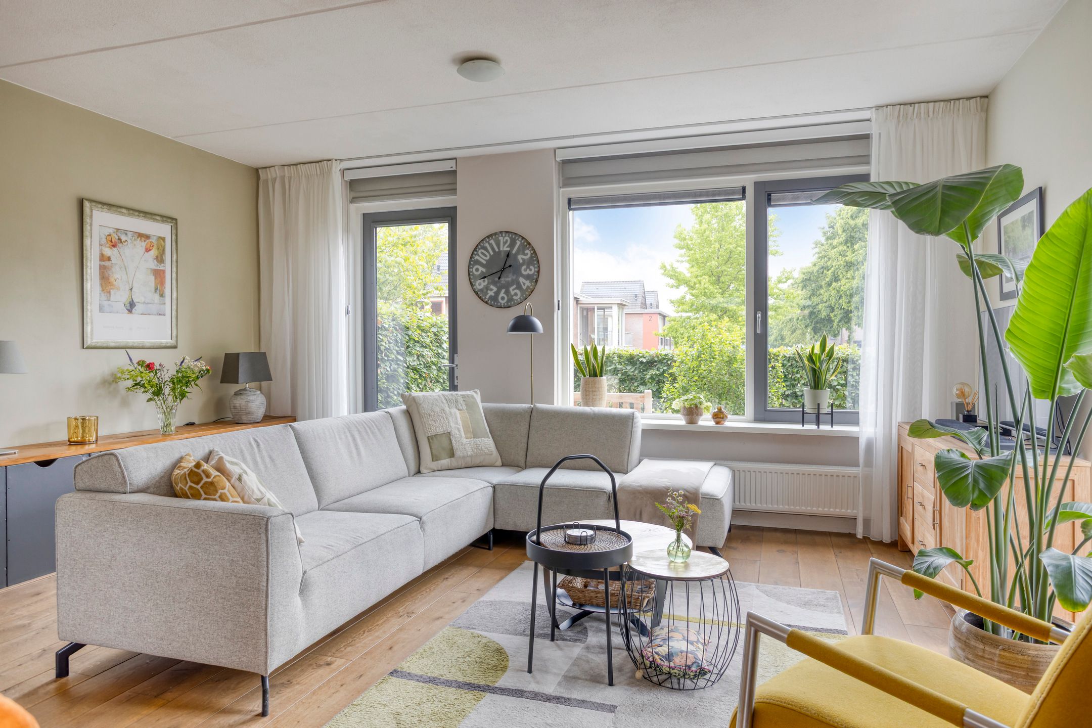 Photo 12 of Amerstraat 2