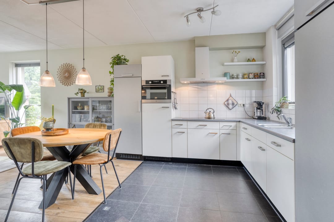 Photo 16 of Amerstraat 2