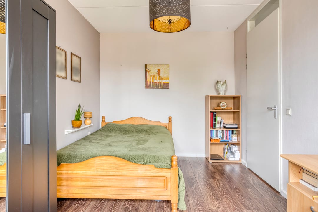 Photo 22 of Amerstraat 2