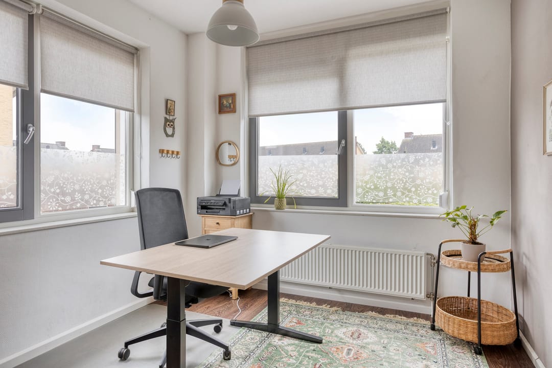 Photo 26 of Amerstraat 2