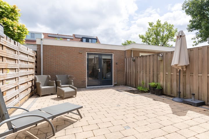 Foto 4 van Henriëtte Roland Holststraat 4