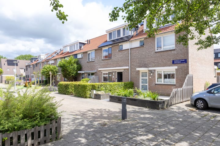 Foto 5 van Henriëtte Roland Holststraat 4