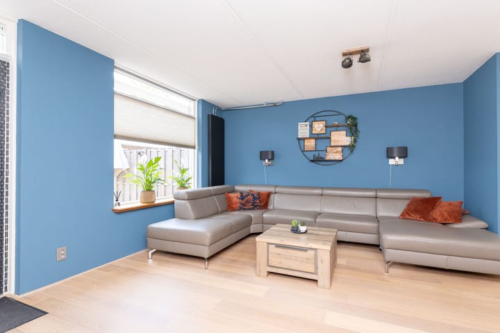 Foto 11 van Henriëtte Roland Holststraat 4