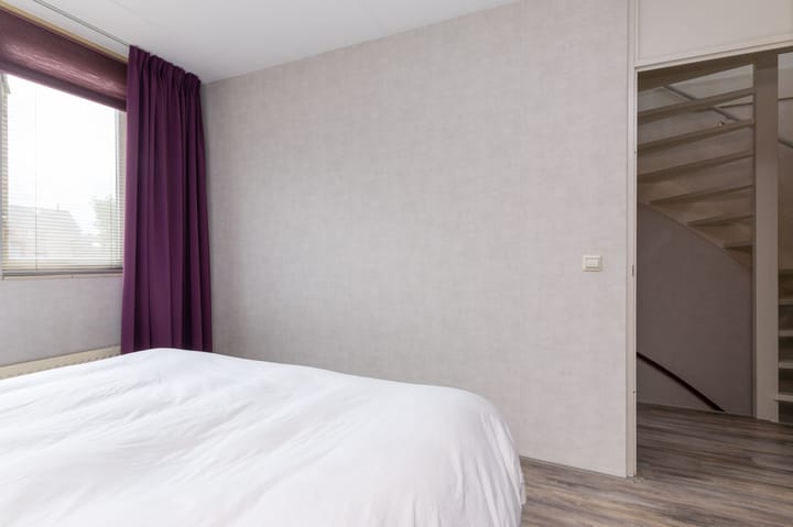 Foto 17 van Henriëtte Roland Holststraat 4