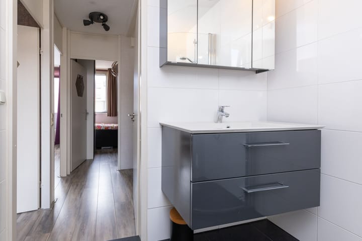 Foto 20 van Henriëtte Roland Holststraat 4