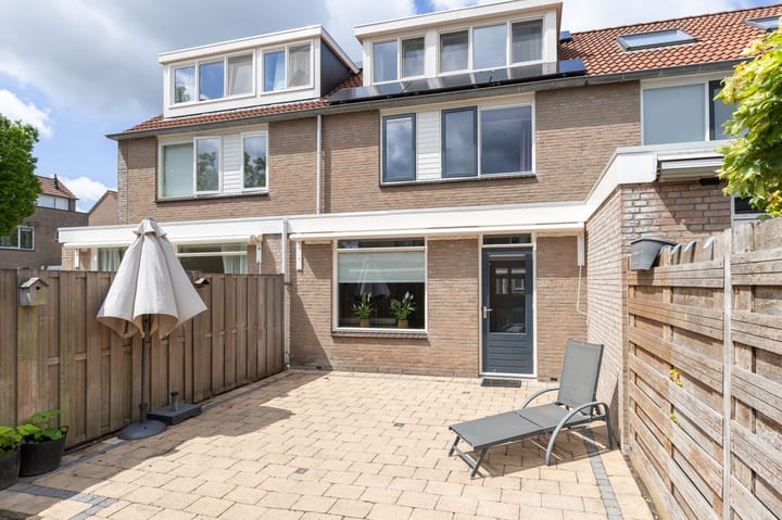 Foto 33 van Henriëtte Roland Holststraat 4