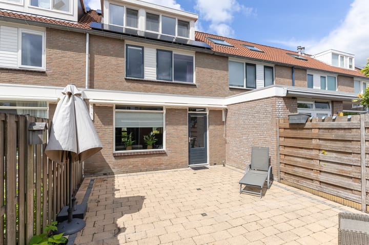 Foto 34 van Henriëtte Roland Holststraat 4