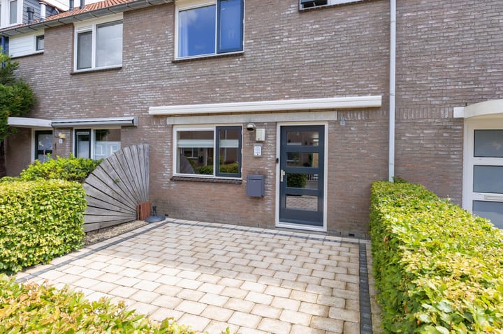 Foto 37 van Henriëtte Roland Holststraat 4