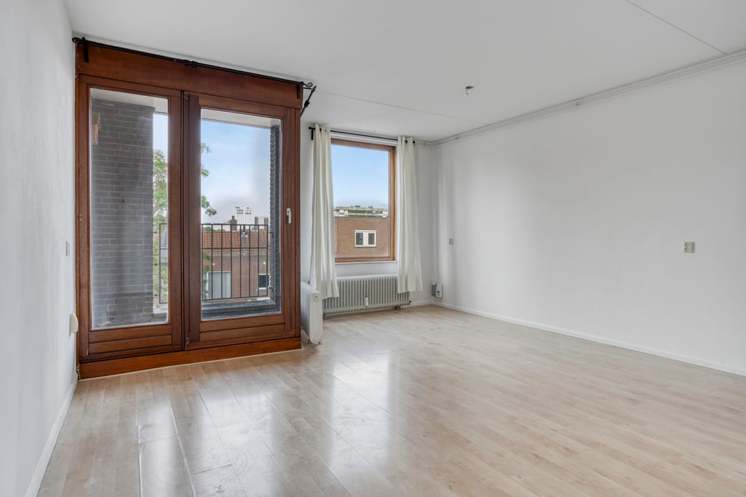 Photo 8 of Weverstraat 33