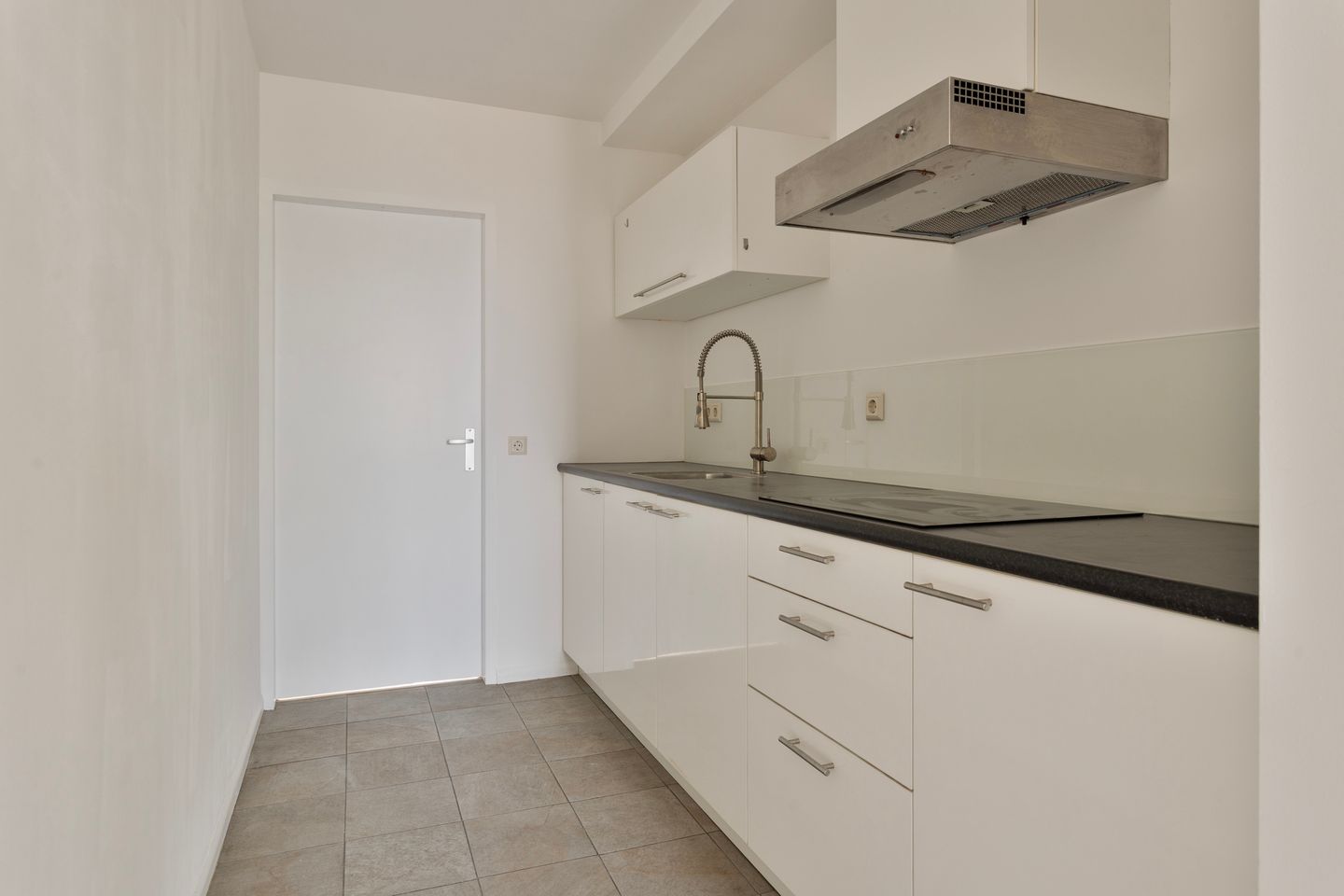 Photo 14 of Weverstraat 33