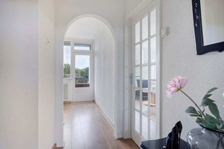 Foto 10 van Julianalaan 64