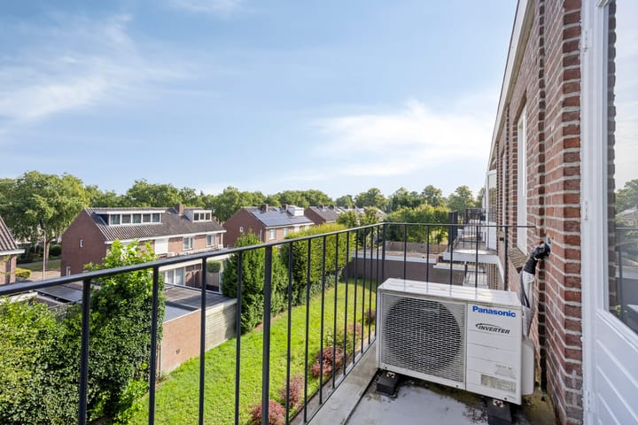 Foto 19 van Julianalaan 64