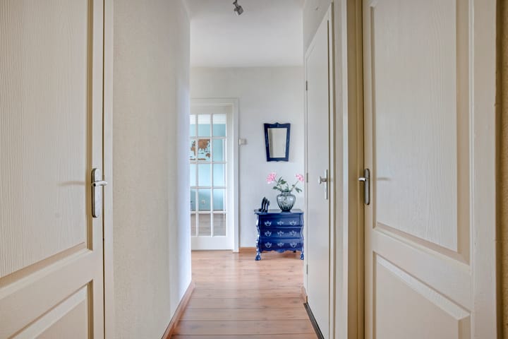 Foto 21 van Julianalaan 64