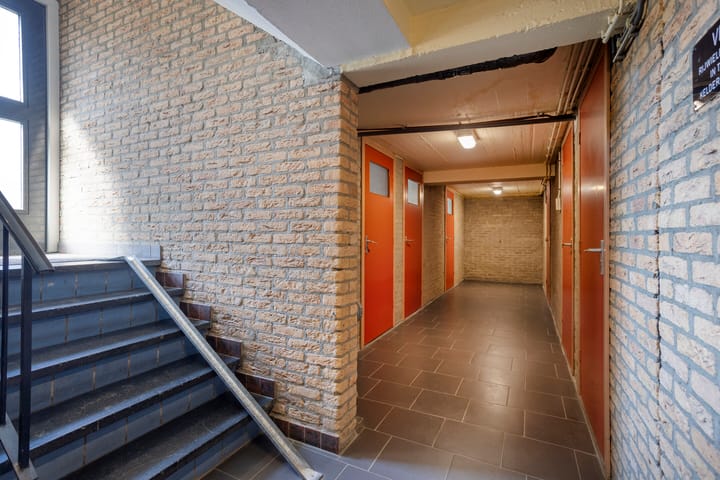 Foto 23 van Julianalaan 64