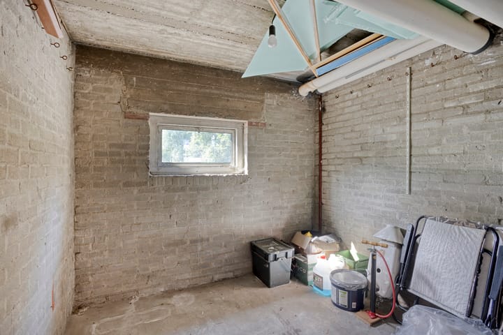 Foto 24 van Julianalaan 64