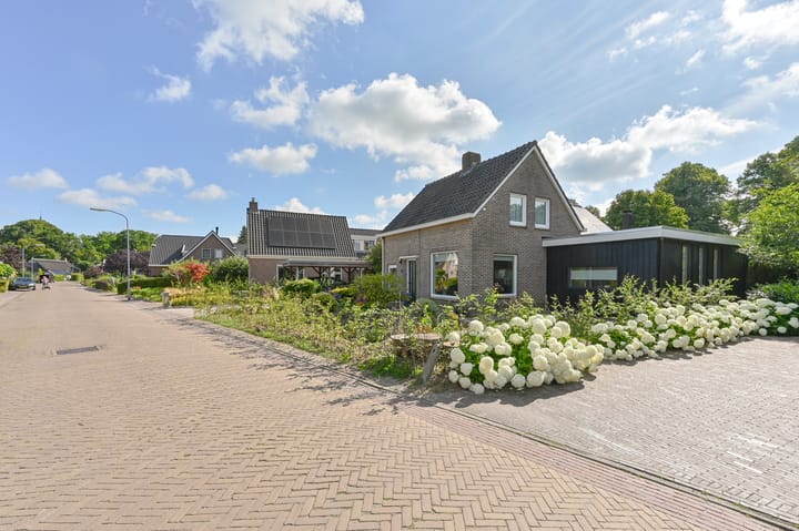 Foto 7 van Schoolstraat 25