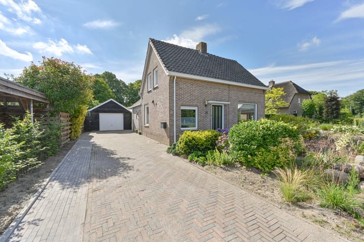 Foto 9 van Schoolstraat 25