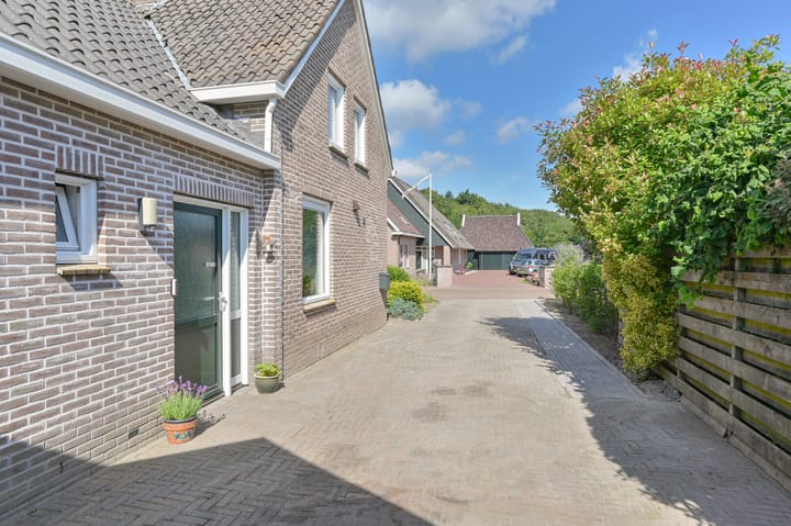 Foto 11 van Schoolstraat 25