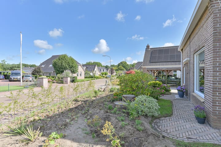 Foto 12 van Schoolstraat 25