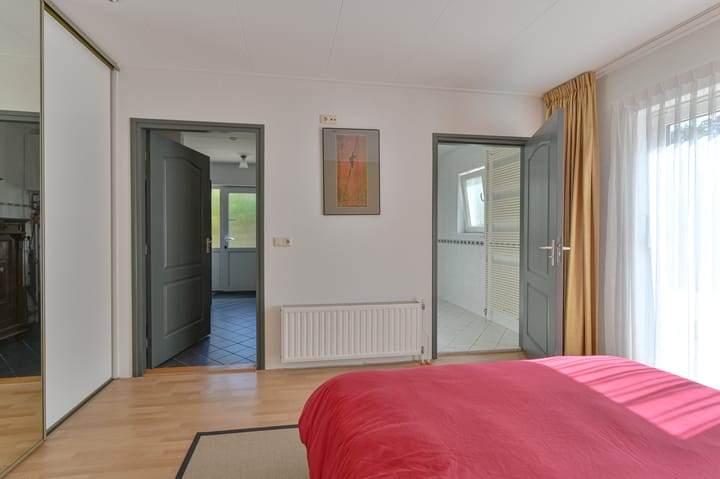 Foto 48 van Schoolstraat 25