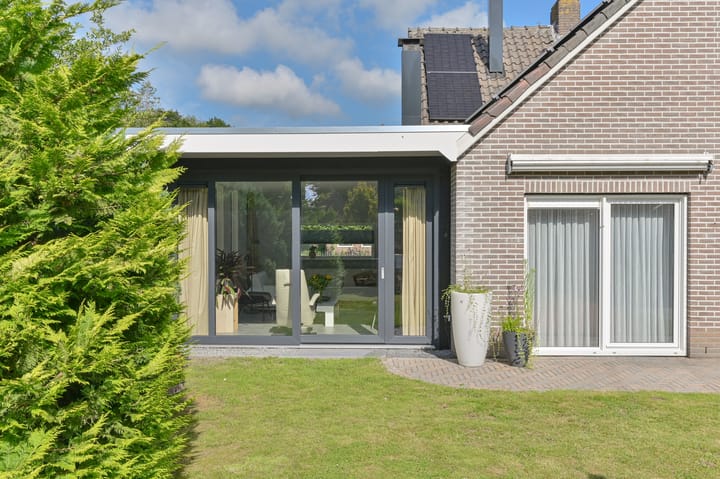 Foto 74 van Schoolstraat 25