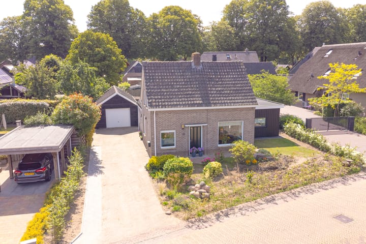 Foto 79 van Schoolstraat 25